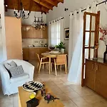 Homey Stoupa, Mani Stoúpa
