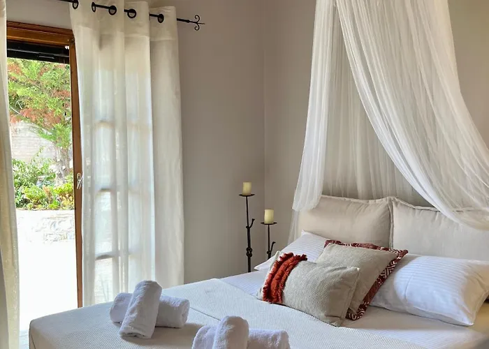 Homey Stoupa, Mani Appartement *