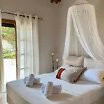 Homey Stoupa, Mani Apartment *