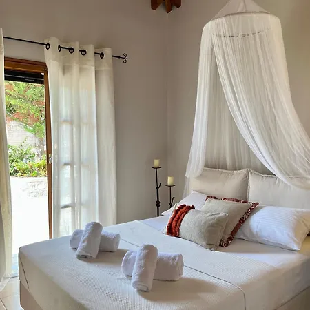 Homey Stoupa, Sea View In Mani, 3 Bedrooms Appartement *