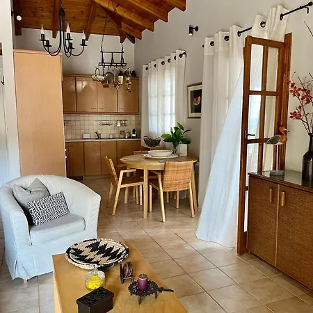 Homey Stoupa, Sea View In Mani, 3 Bedrooms Stoúpa