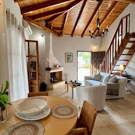 Homey Stoupa, Sea View In Mani, 3 Bedrooms